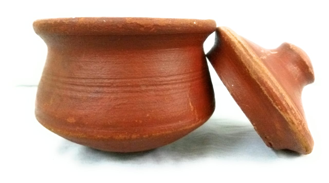 Clay Pot For Chutney With Lead